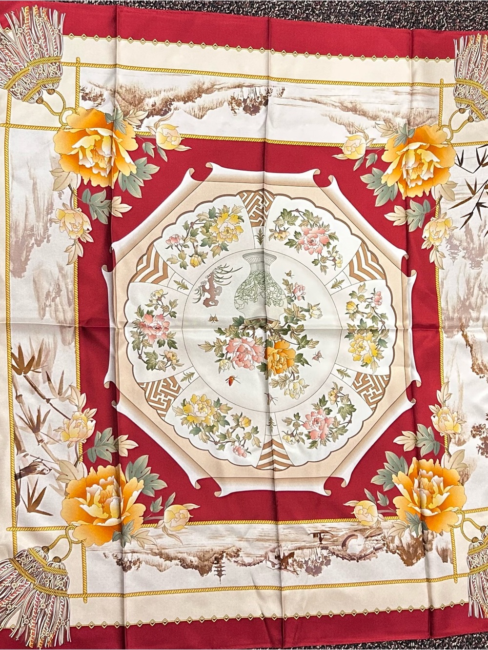 Wensli 100% Chinese silk wrap 34” x 34” new with tags with vibrant red boarders